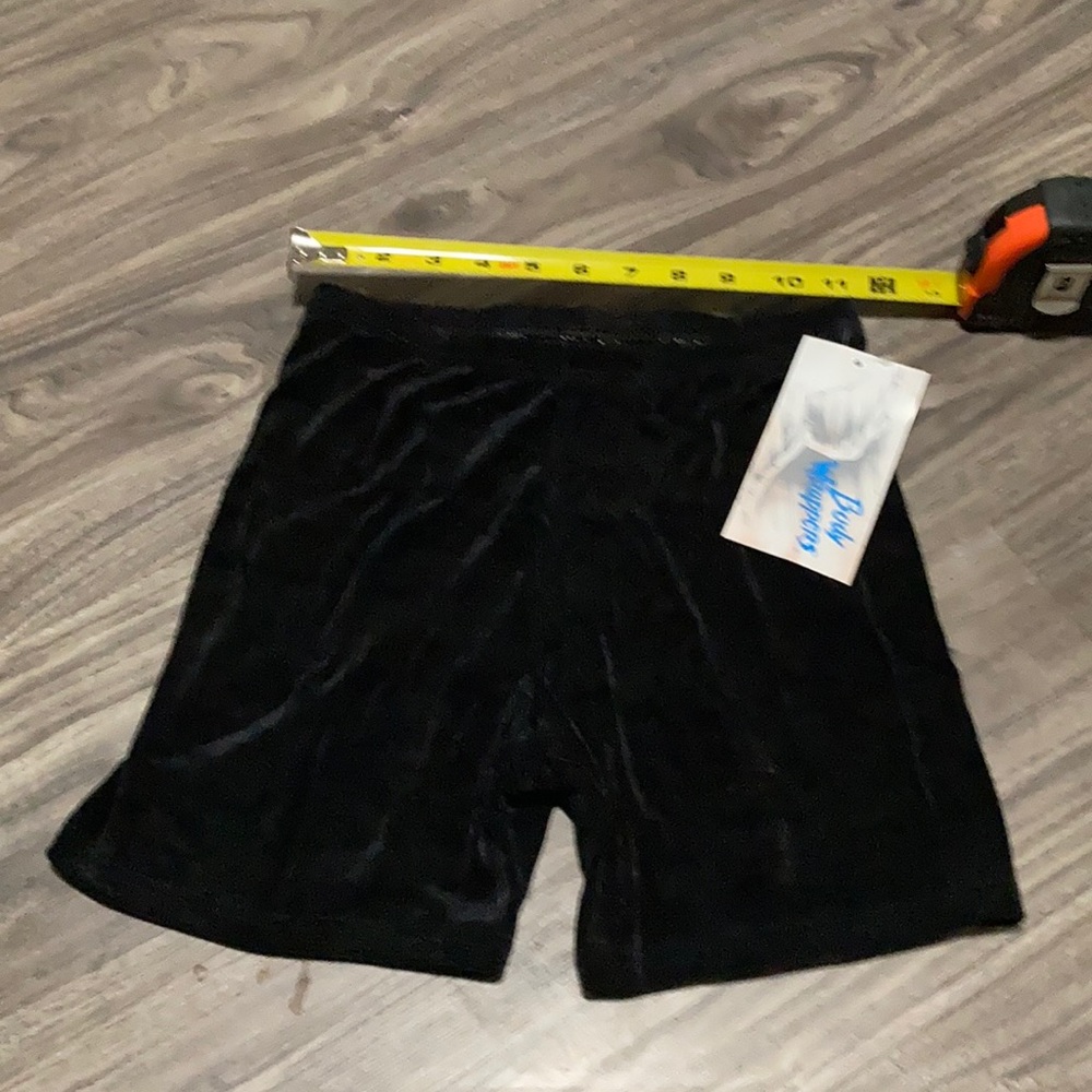body wrappers large black shiny hot pants  662